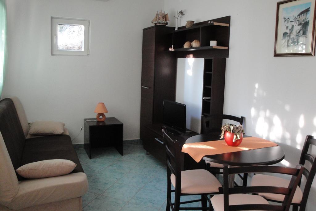 Apartment Hortenzija Башка-Вода Номер фото